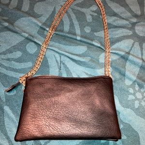 Leather shoulder bag